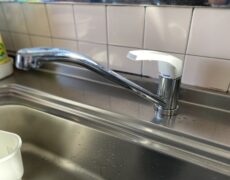 焼津市J様邸キッチン水栓水漏れによる水栓交換